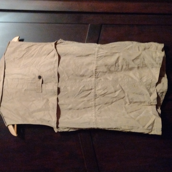 Banana Republic Beige Army Style Vest - Picture 4 of 4